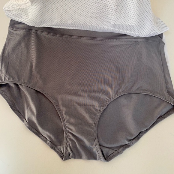 Warner's No Muffin Top Panties S - Picture 4 of 16